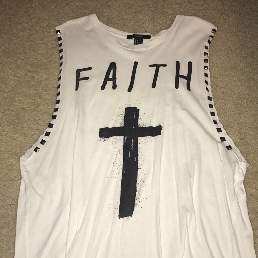 Graphic Tank